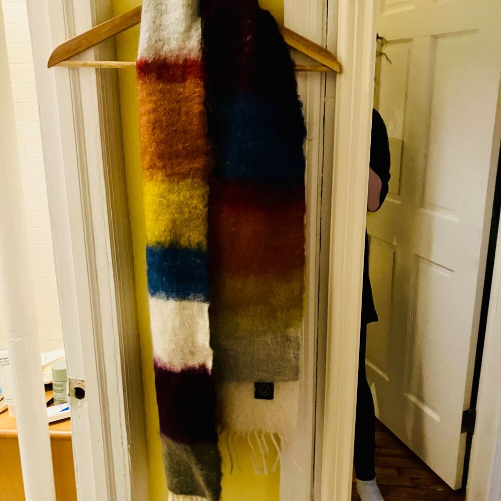 Ezcaray Matisse Scarf - Picture 4 of 8